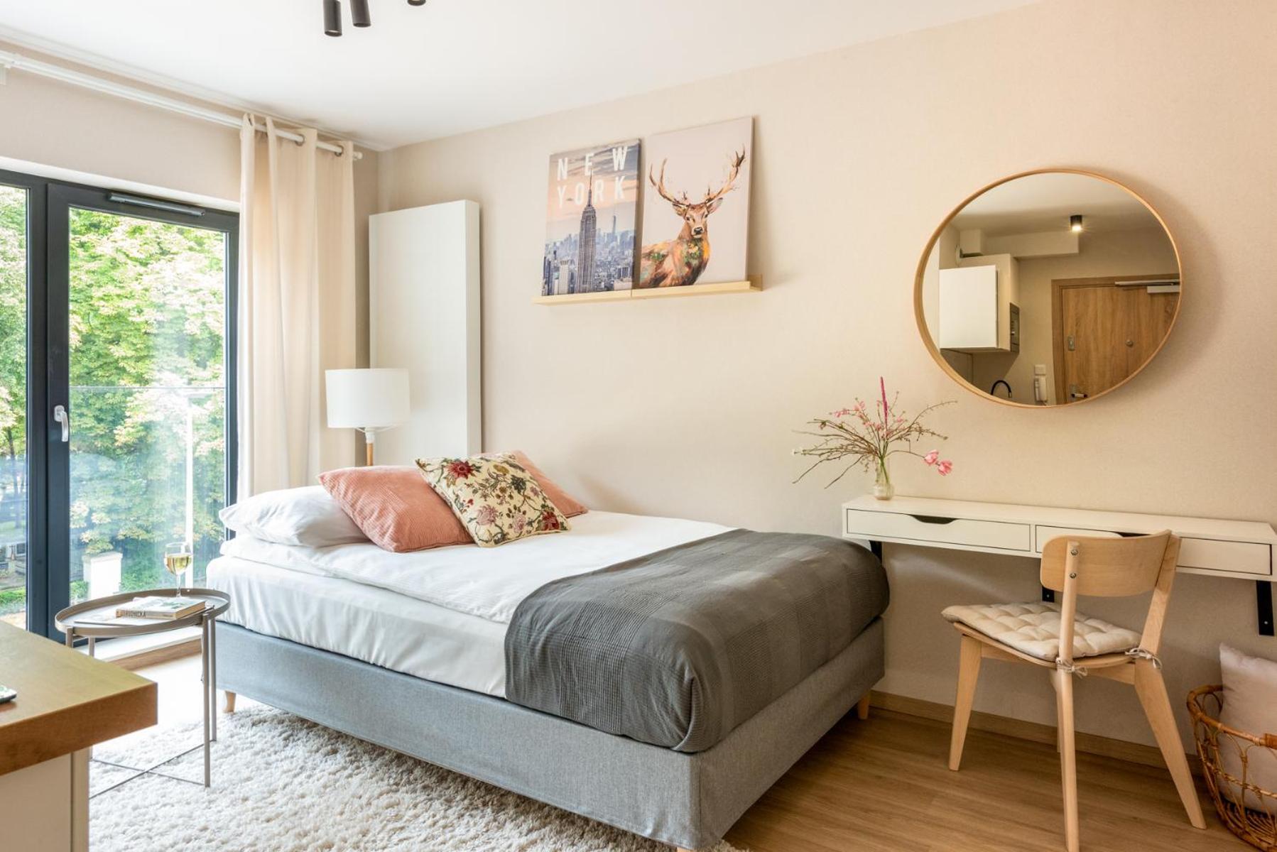 קרקוב Iron Apartments מראה חיצוני תמונה